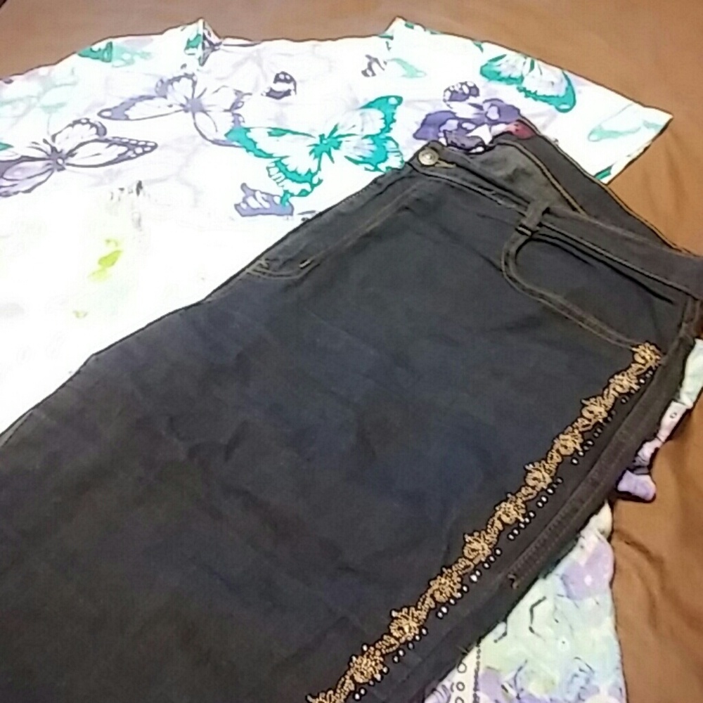 Bungle deal with 2 cotton shirts and pair jeans